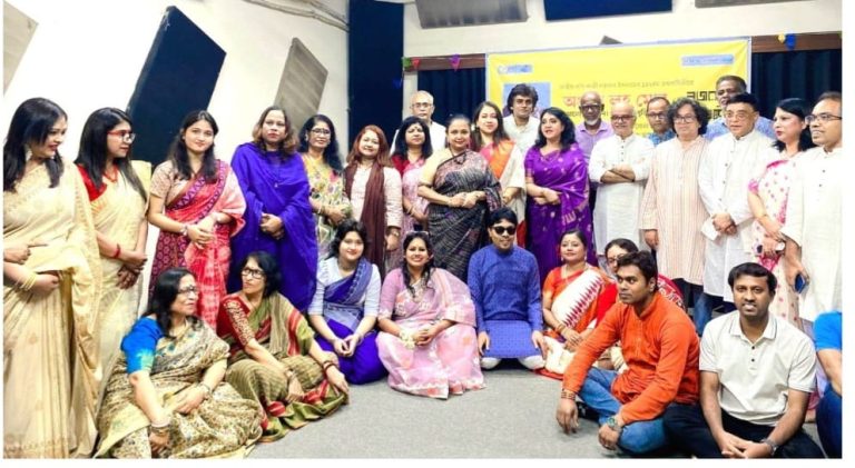 মুক্ত আসর ও `আমিই নজরুলে’র আয়োজন ‘অঞ্জলি লহে মোর’